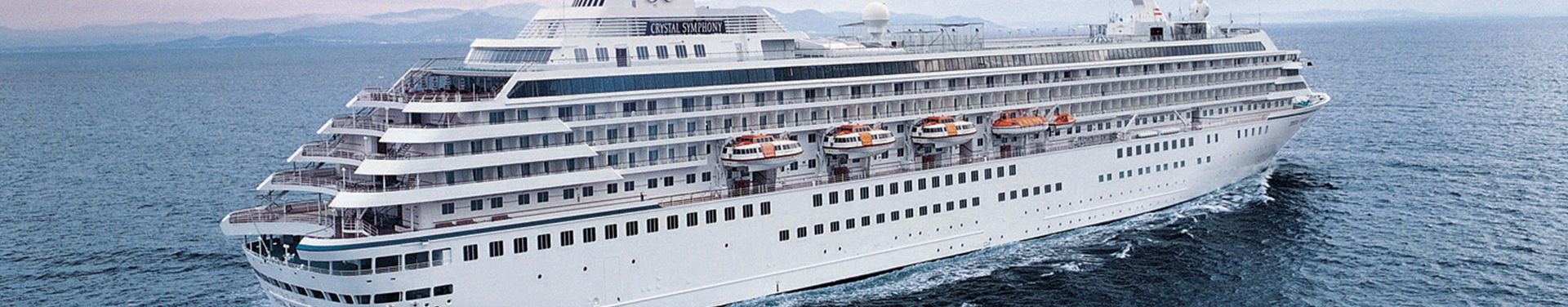 חברת CRYSTAL CRUISES