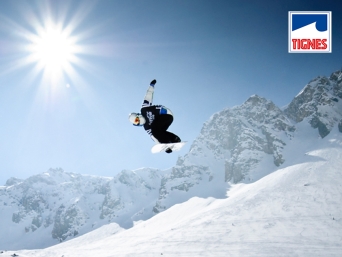 סקי באתר טין צרפת