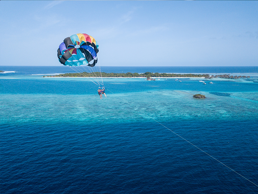 פעילות מים קלאב מד Kani האיים המלדיבים