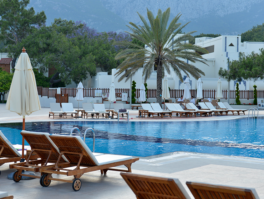 בריכה קלאב מד Palmiye טורקיה