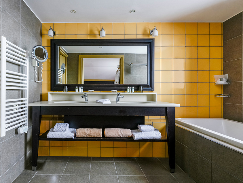 אמבטיה בקלאב מד Peisey Vallandry צרפת