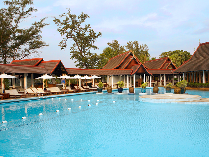 קלאב מד Phuket תאילנד