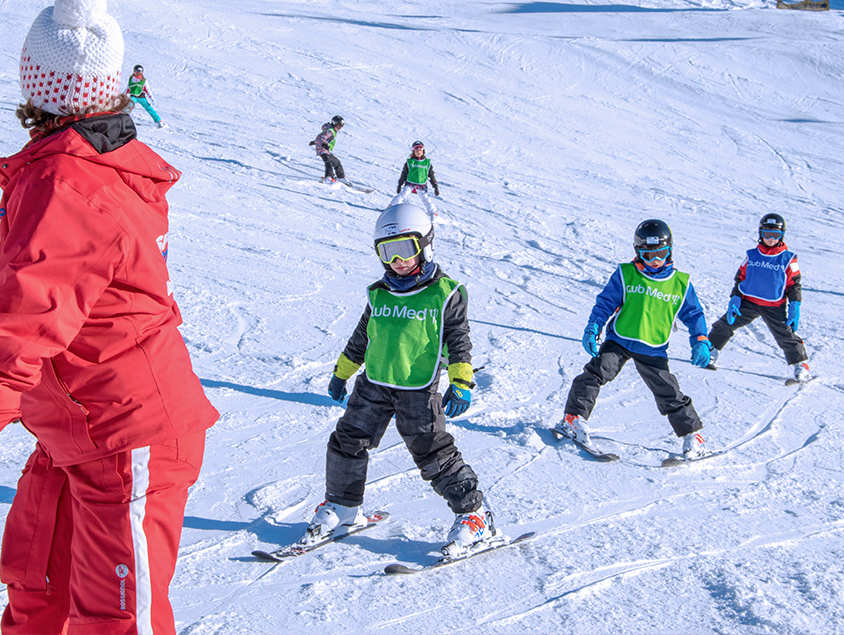 גלישה לילדים קלאב מד סקי Peisey Vallandry צרפת