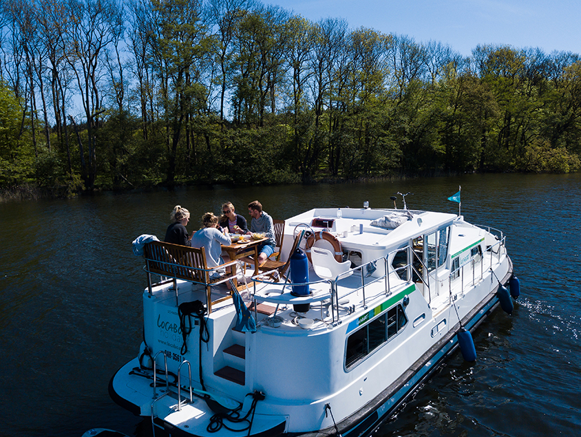 שייט תעלות Between Lakes and Castles בגרמניה -3