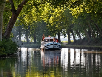שייט תעלות Canal Du Midi & Camargue בצרפת
