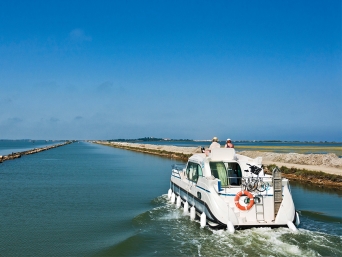 שייט תעלות Classic Sweden בשוודיה