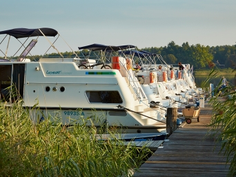 שייט תעלות In the heart of Mecklenburg בגרמניה