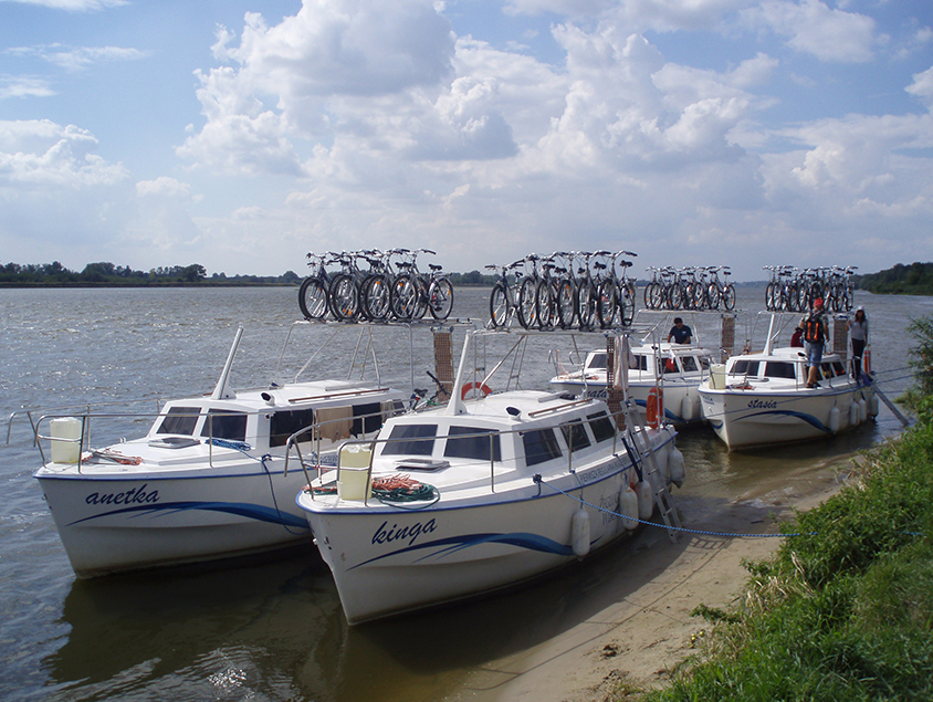 שייט תעלות Lakes, Forests, Bison & Lynx בפולין - 3