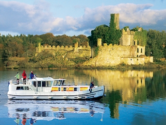 שייט תעלות בנהיגה עצמית באירלנד.jpg